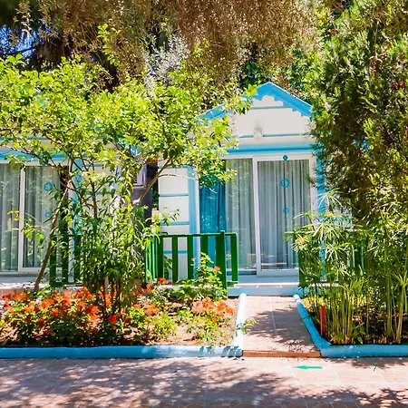 Ξενοδοχείο Sunberk 3*